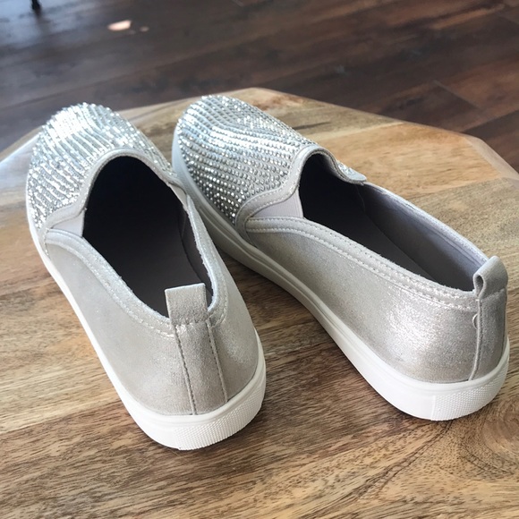 Carlos Santana Shoes - Carlos Santana
Sutton Sneakers Size 8.5